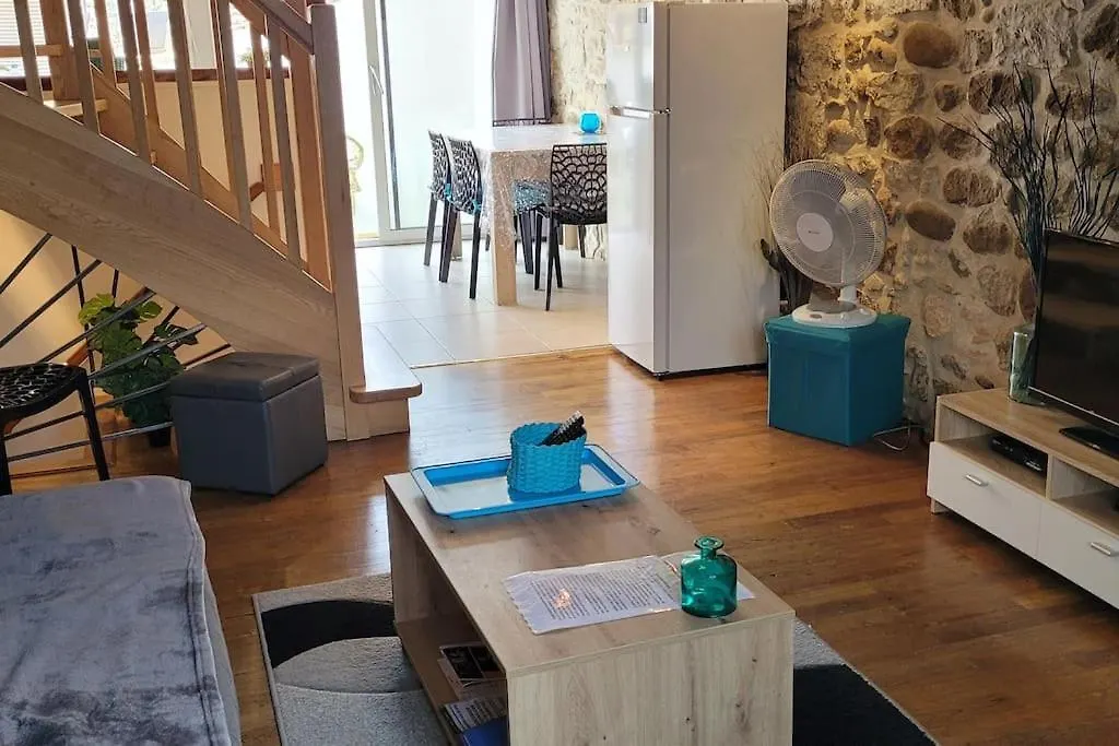 Holiday home Gite Luna Meuble *** Climatise A Voguee Village